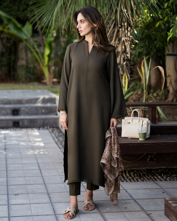 Olive Karandi Fringe Set