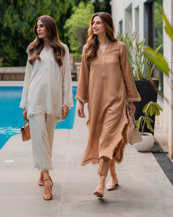 Camel Embroided Thread Set