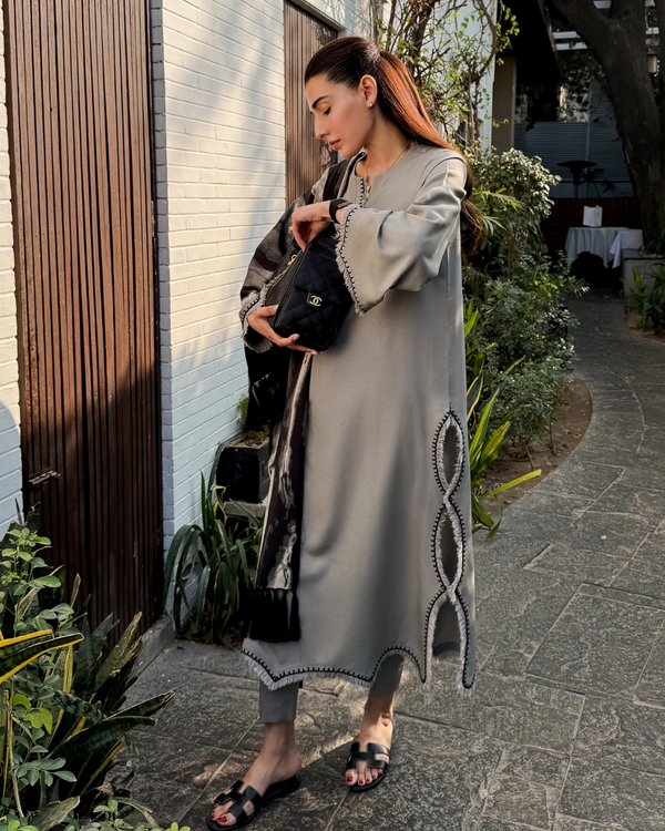 Embroided Thread Set