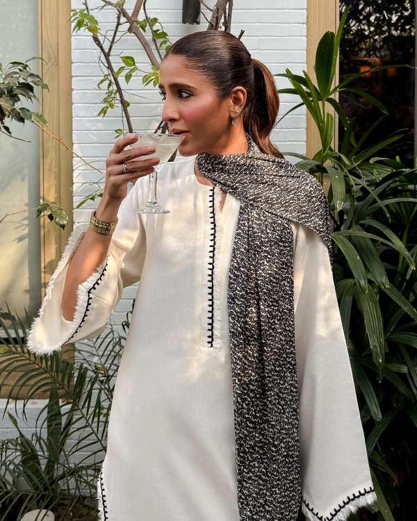 Warm Ivory Embroided Thread Set