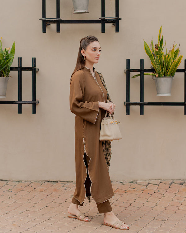 Embroided Scallop Set