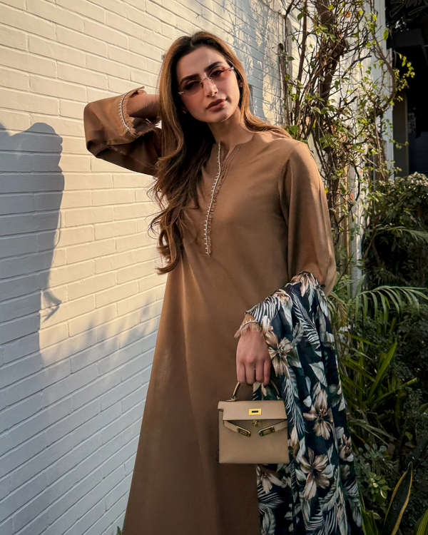 Taupe Embroided Thread Set